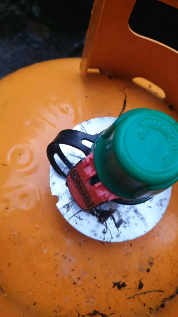 Full gas bottle - Image 2