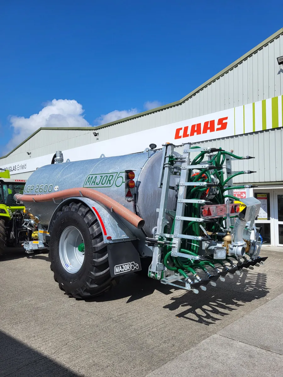 2600 Major LGP Tanker and 7.5m Trailing shoe - Image 2