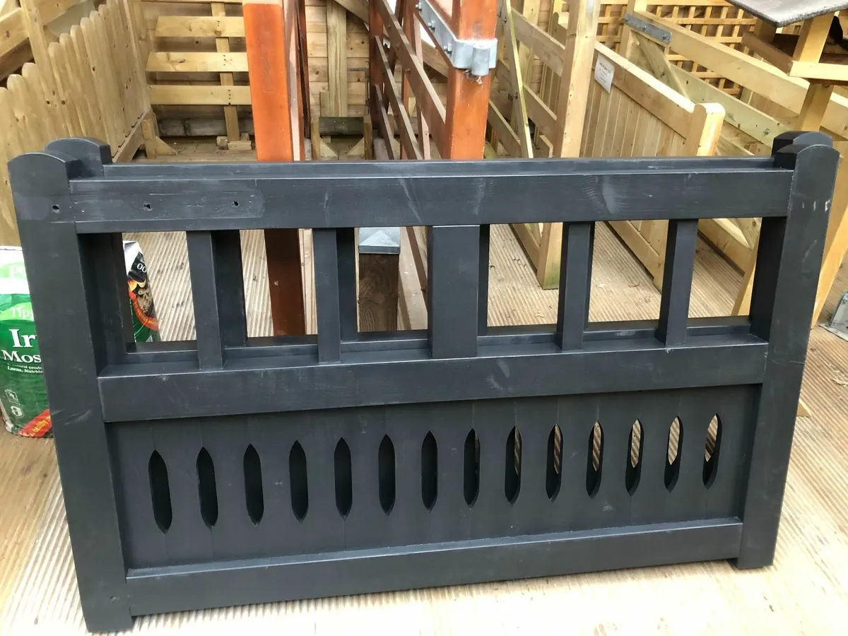 Timber entrance gate- killconnell Painted black - Image 4