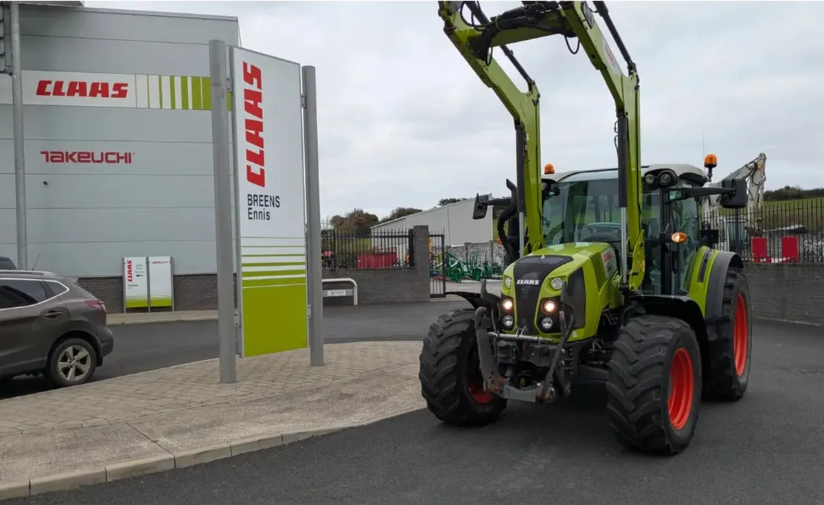 Claas Arion 420 CIS with loader - Image 2