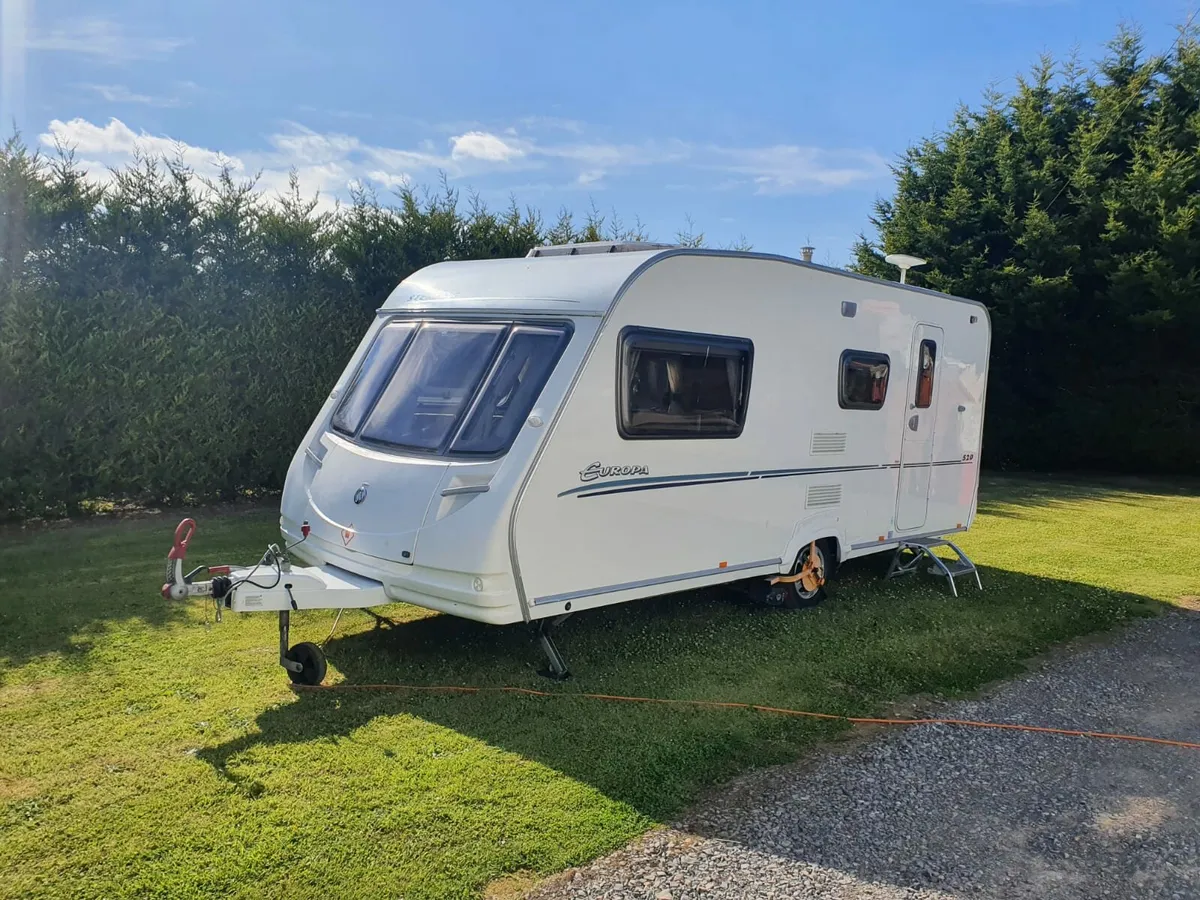 2005 Swift Charisma 590 | 6-Berth Family Caravan + - Image 3