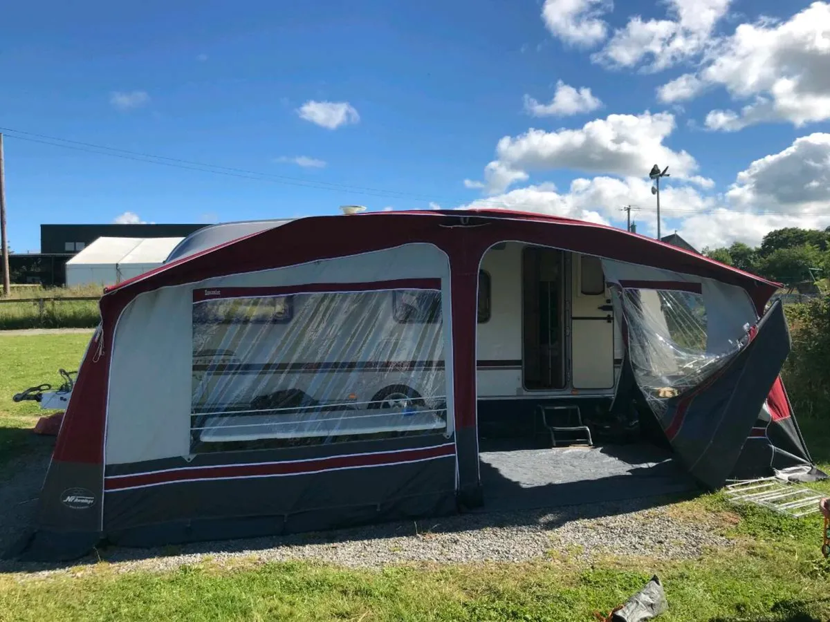 2005 Swift Charisma 590 | 6-Berth Family Caravan + - Image 4