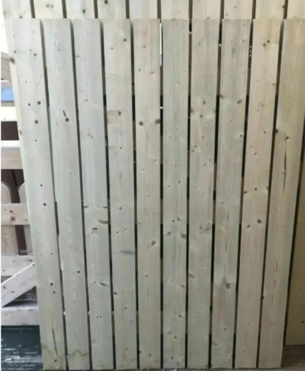 Lisduff Timber Side Gate's - Image 2