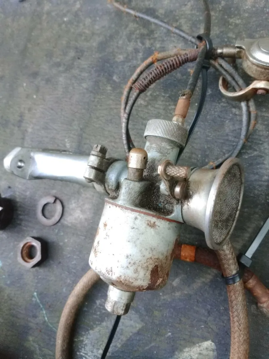 Villiers Midget engine parts - Image 2