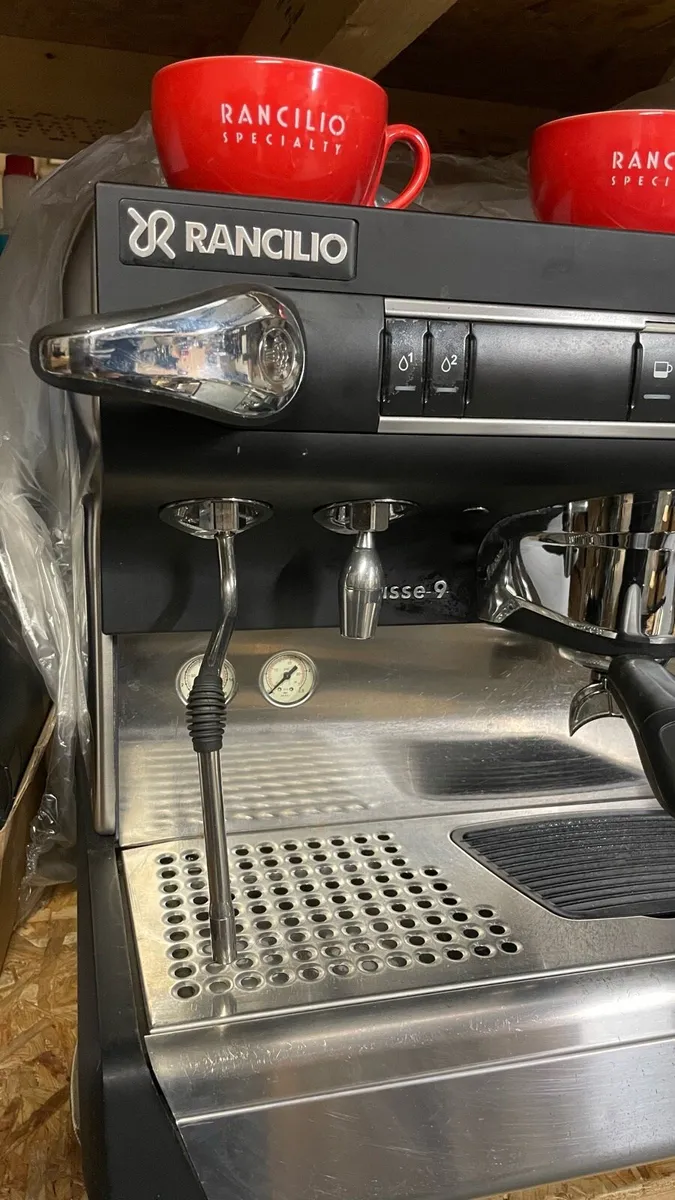 Coffee Machine 3 groups + Grinder - Image 2