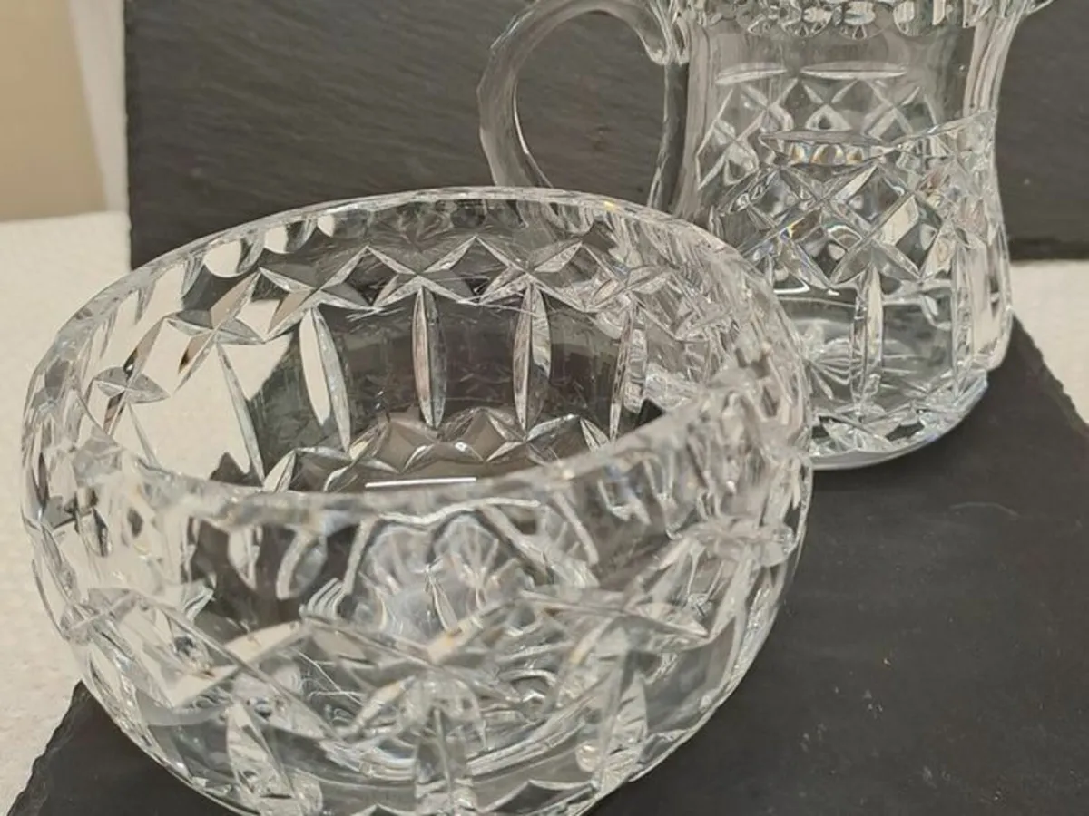 Crystal milk jug and sugar bowl - Image 2
