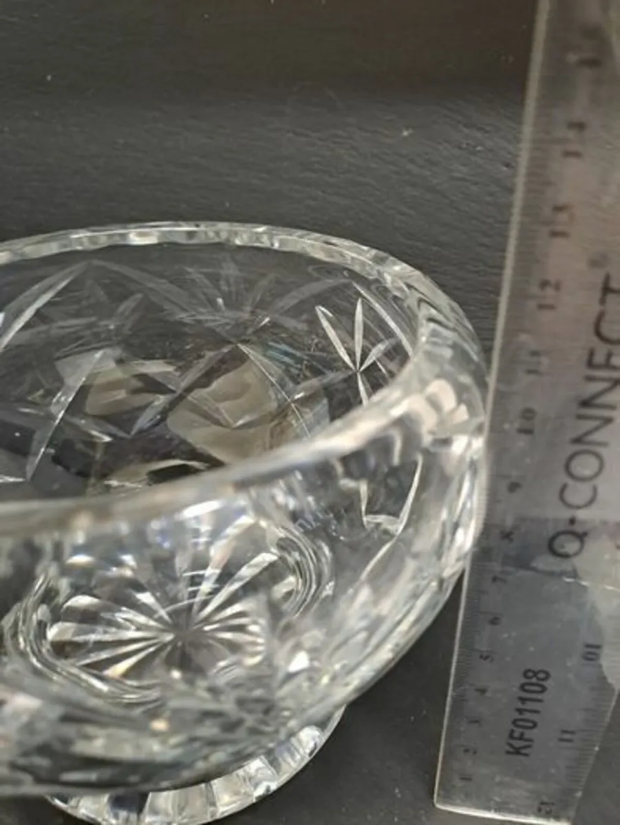 Crystal heavy round bowl - Image 4
