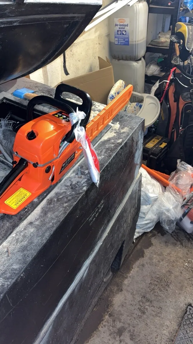Smart Germany Brand new Chainsaw - Image 3