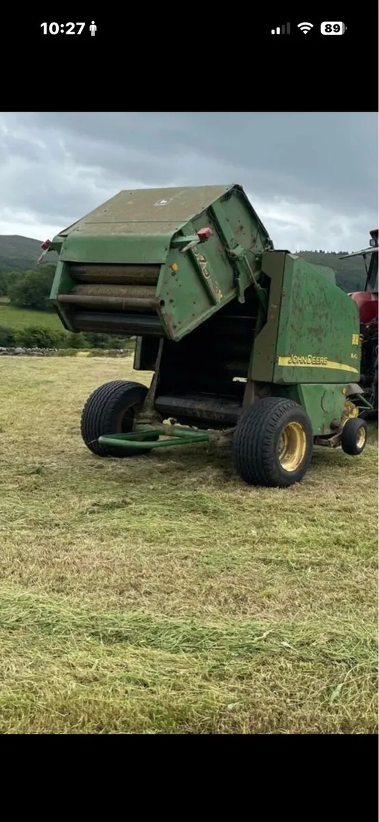 Round baler - Image 1