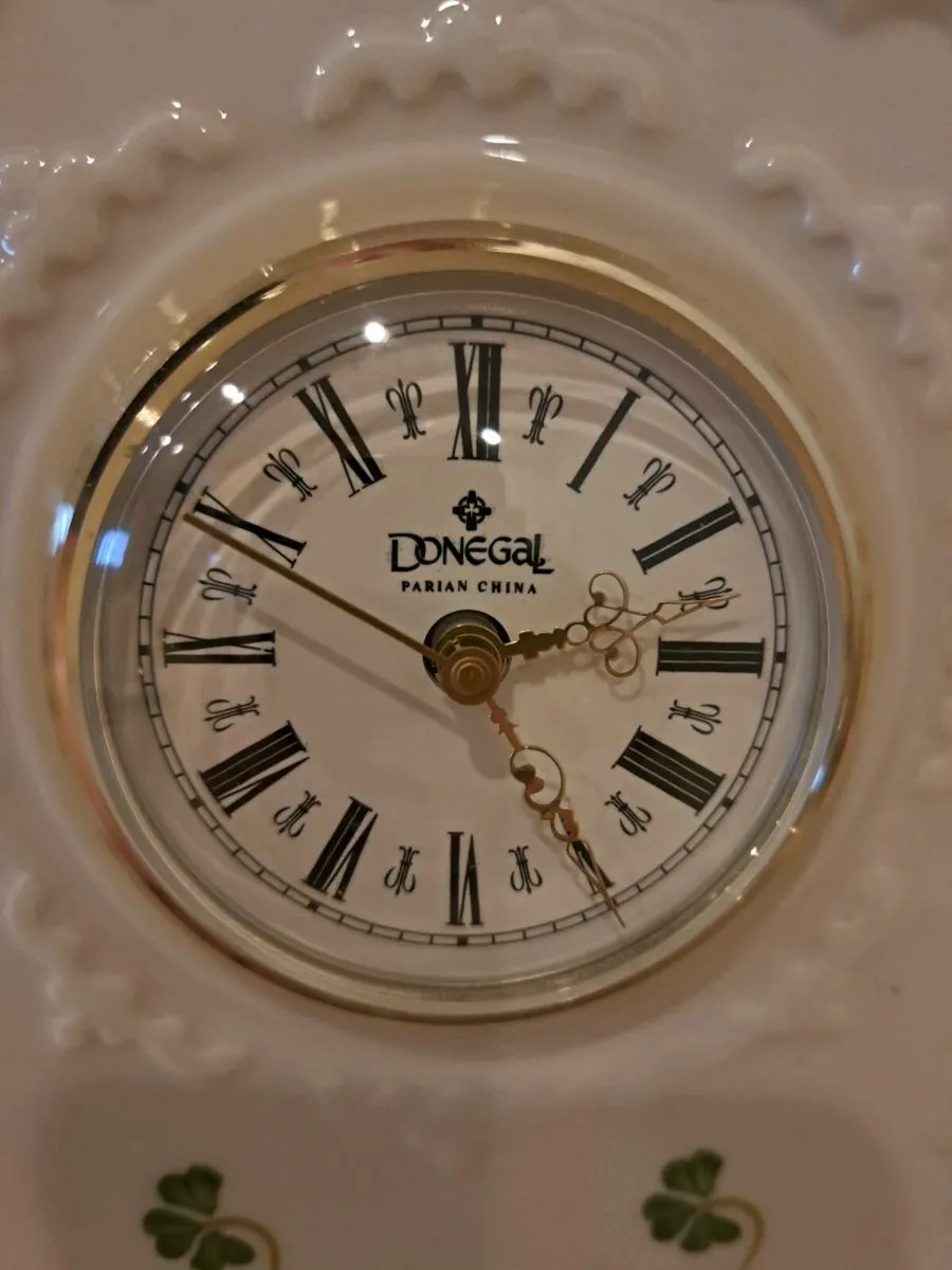 Donegal Parian China Clock - Image 4
