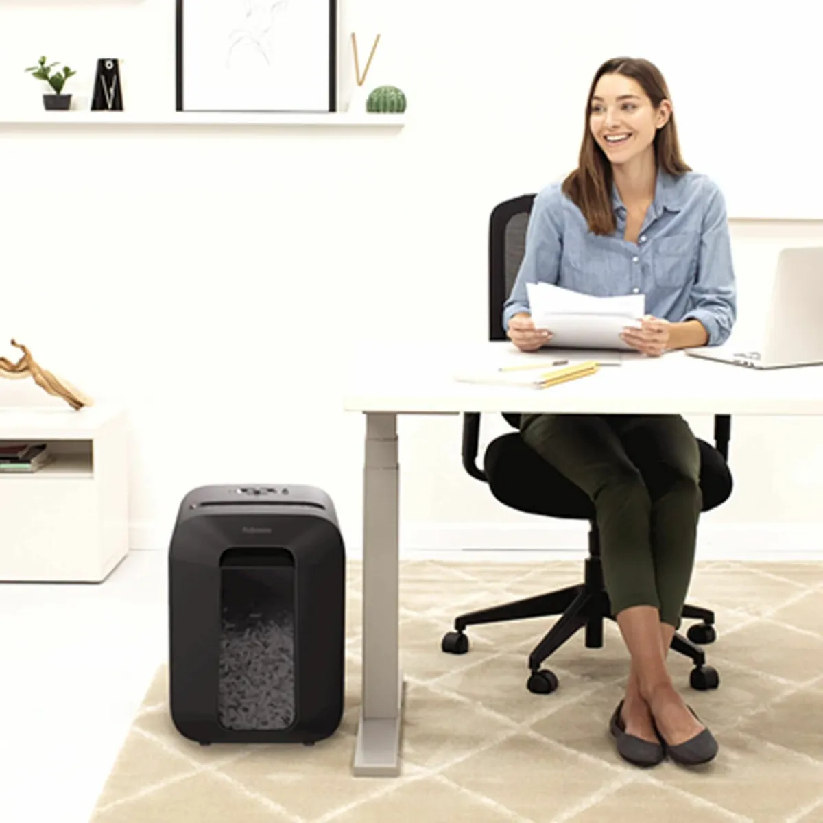 Document Shredder LX-45 Cutting Capacity 8 h - Image 4