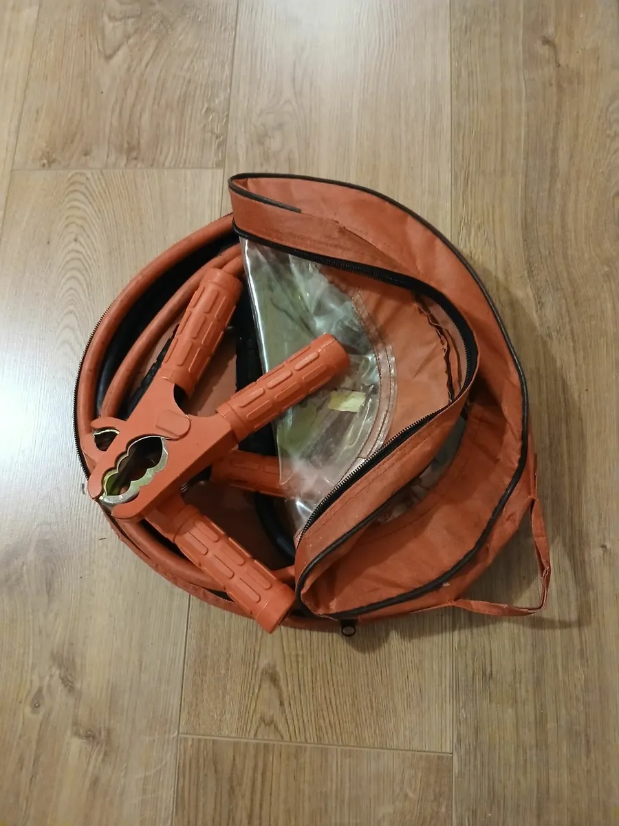 Jump leads - Image 2