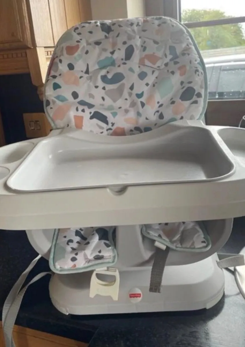 Fisher price Spacesaver high chair