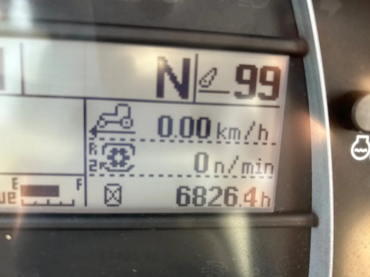 2017 Kubota M-115GX with Loader - Image 2