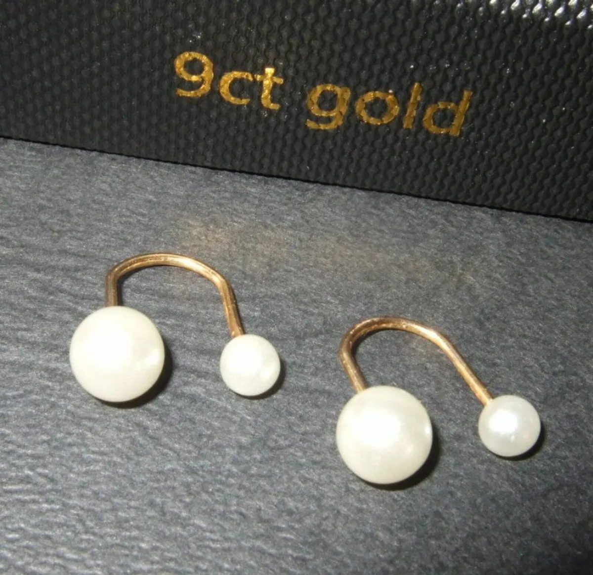 Vintage Gold & Pearl Earrings - Image 2