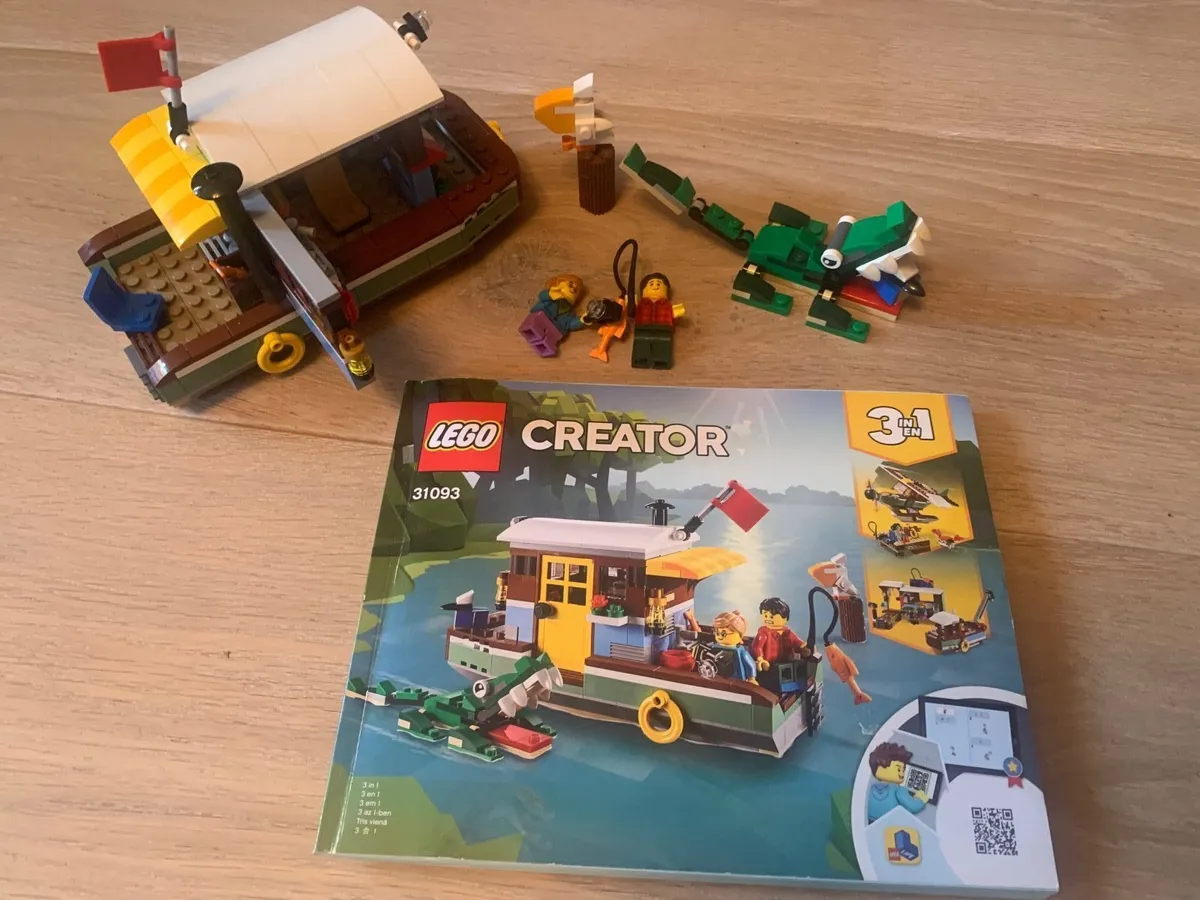 Retired LEGO creator set 31093 - Image 1