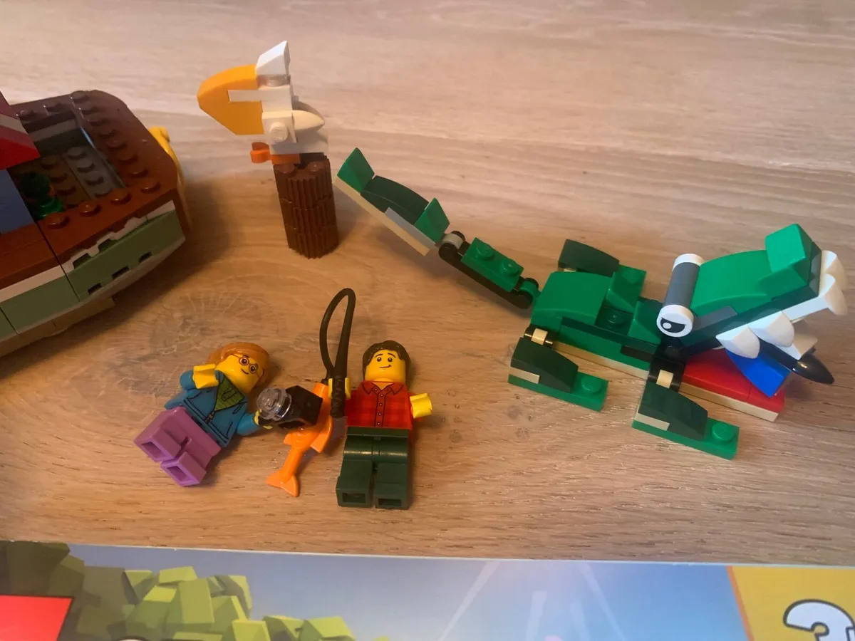 Retired LEGO creator set 31093 - Image 4