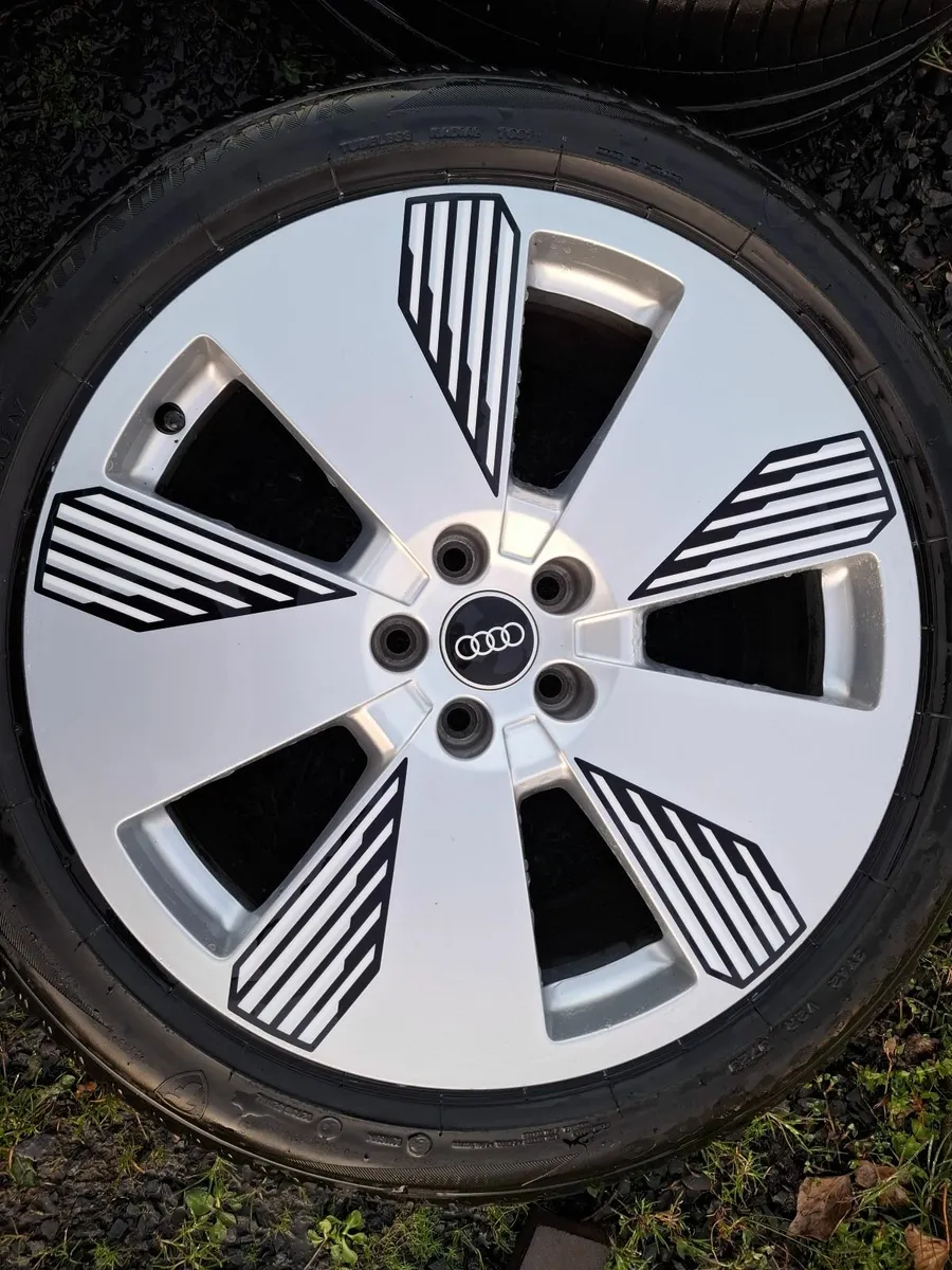 19" Genuine Audi A6 S Line Alloys with tyres - Image 2