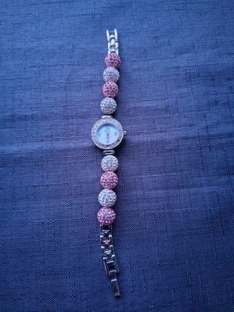 Ladies Fashion Watch - Image 1