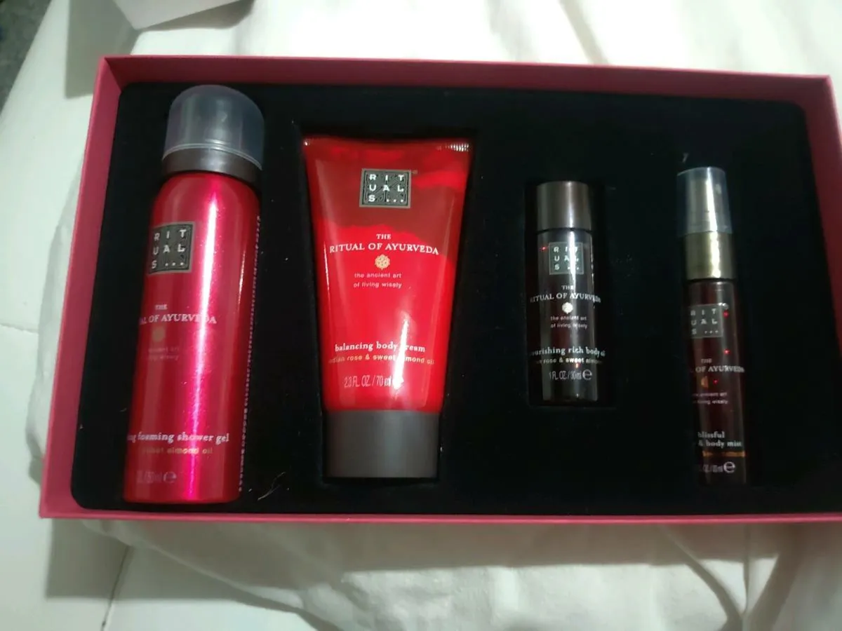 ritual of ayurveda set