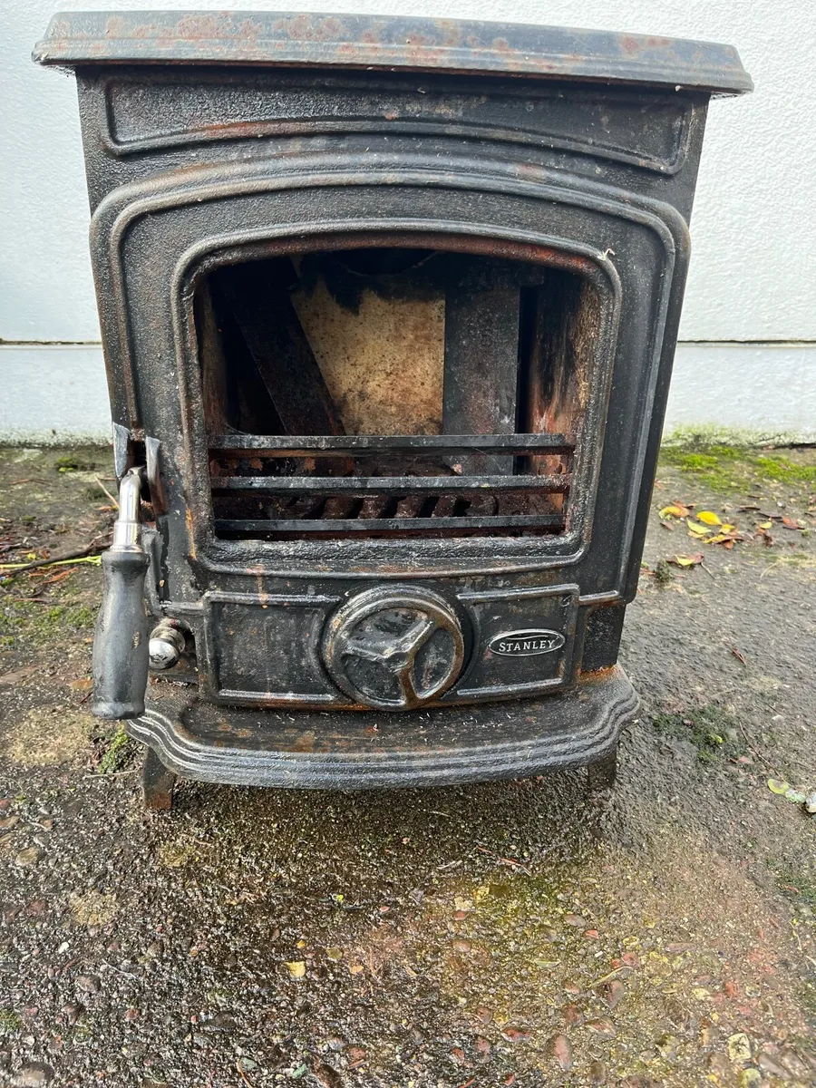 Stove - Image 1