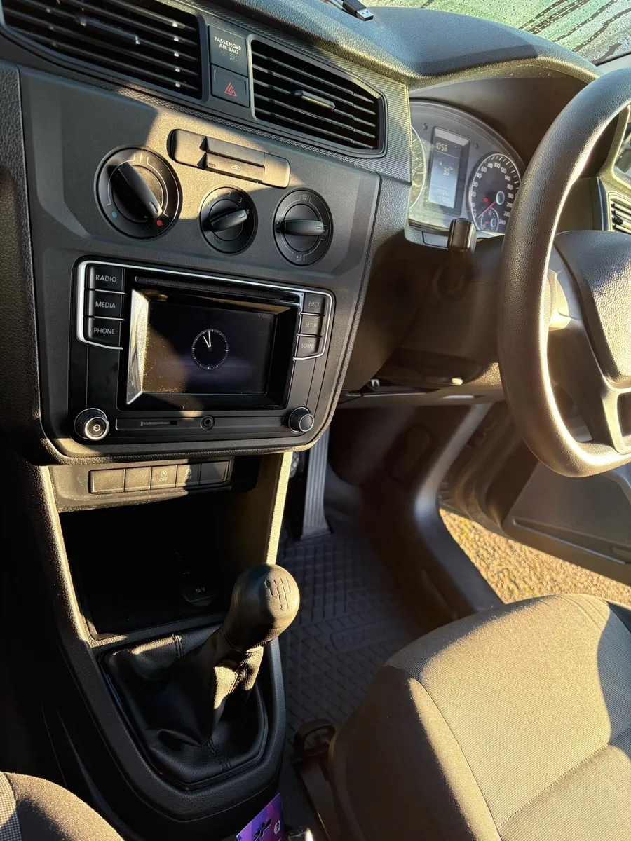 Volkswagen Caddy 2.0 Diesel - Image 3