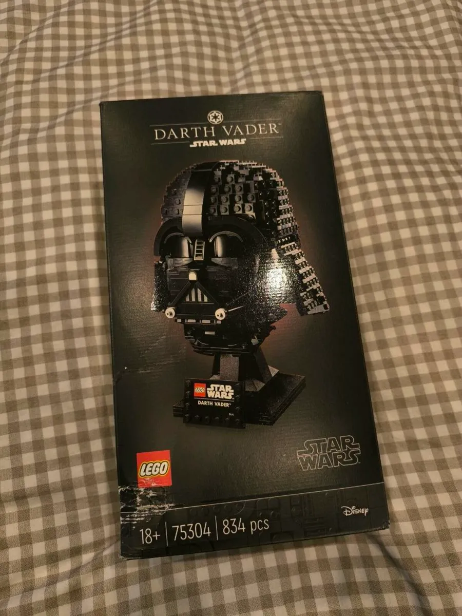 Lego helmet Darth Vader 75304 - Image 1