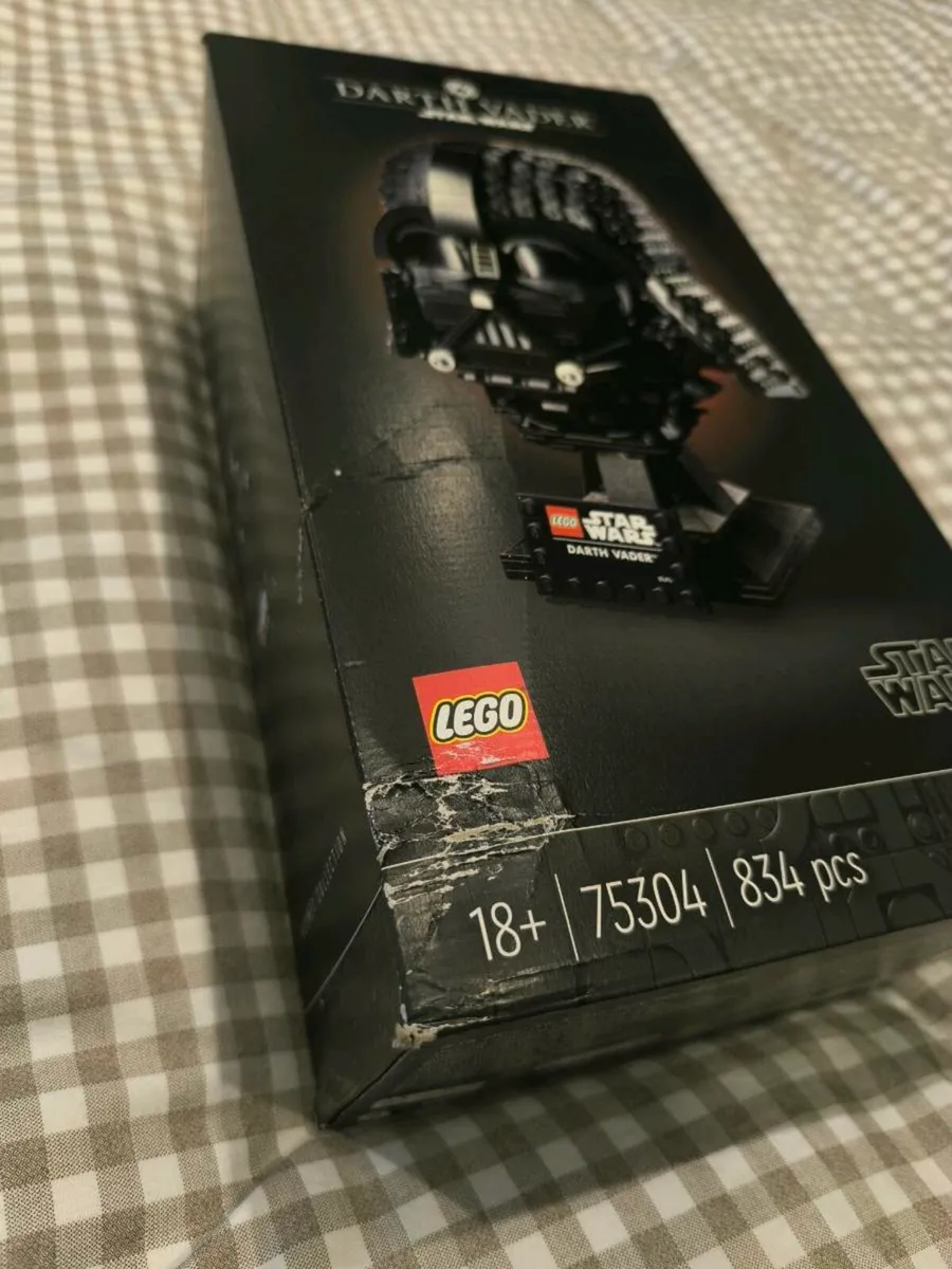Lego helmet Darth Vader 75304 - Image 3