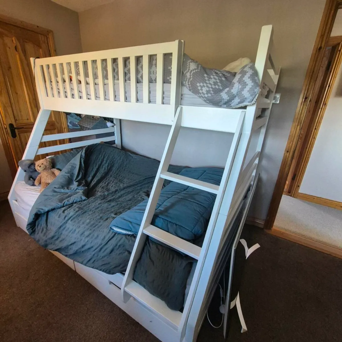 Triple Bunk Bed - Image 2