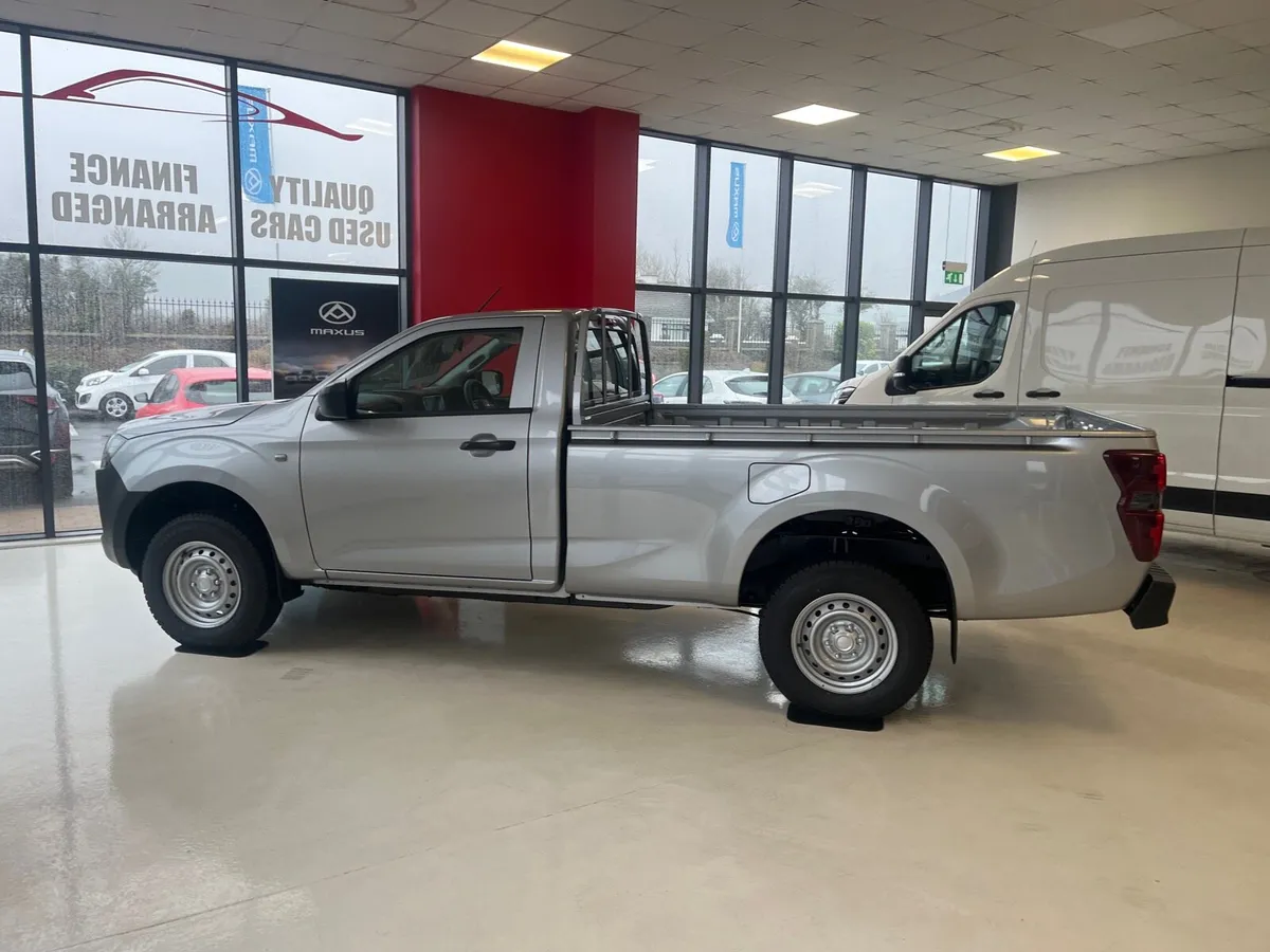 New Isuzu DMax - Image 4