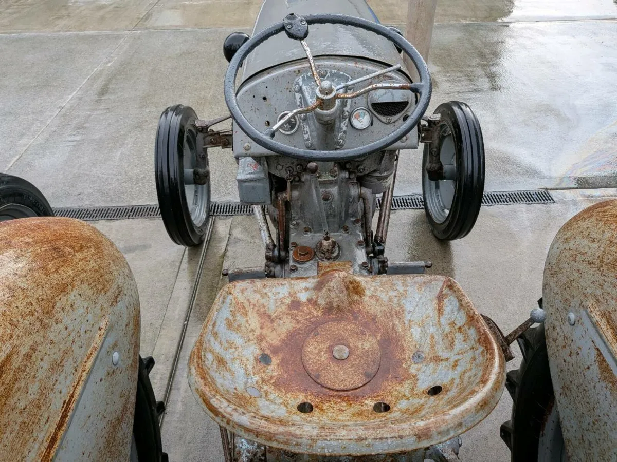 1947 ferguson tvo 20 - Image 4