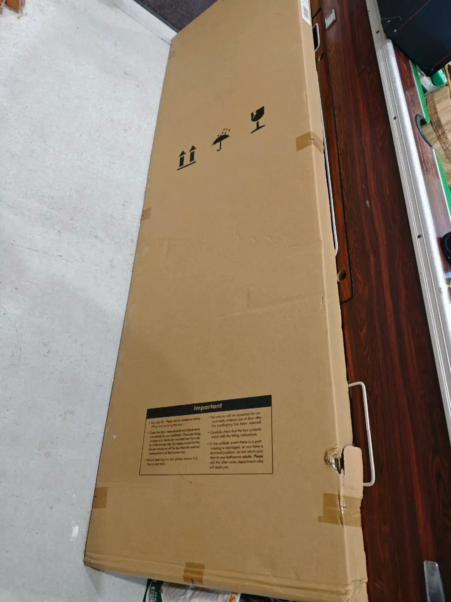 Kiimat aqua 700 x 2000mm wetroom panel (chrome) - Image 1