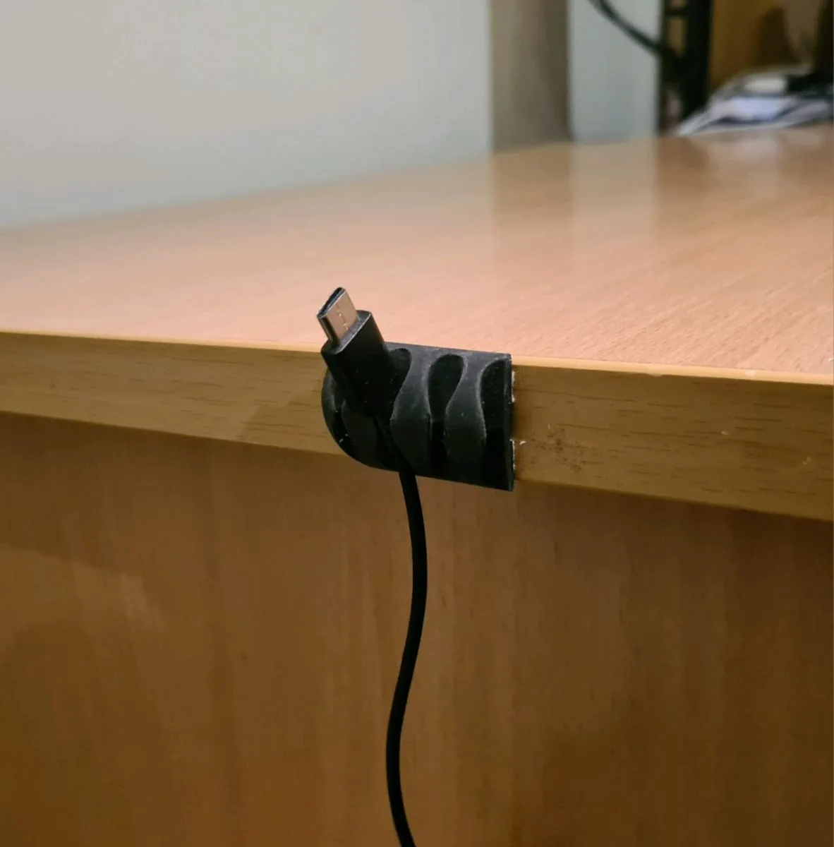 Large desk / computer table 120x80x72cm - Image 4