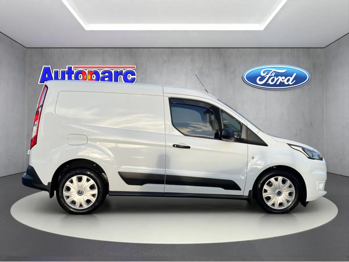Ford Transit Connect SWB HP TREND 1 1.5 TD 120 M6 - Image 2