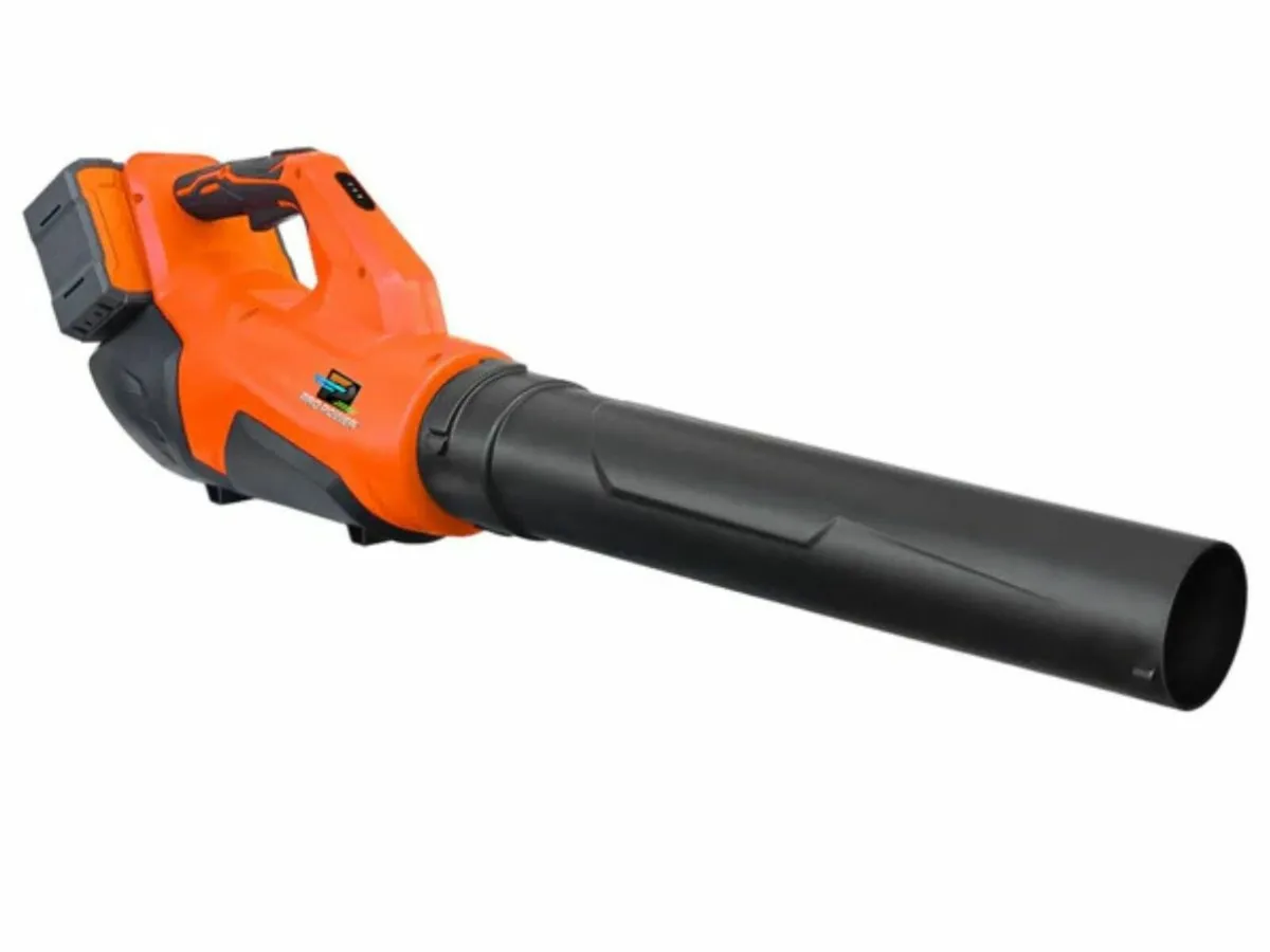 Leaf Blower - Image 2