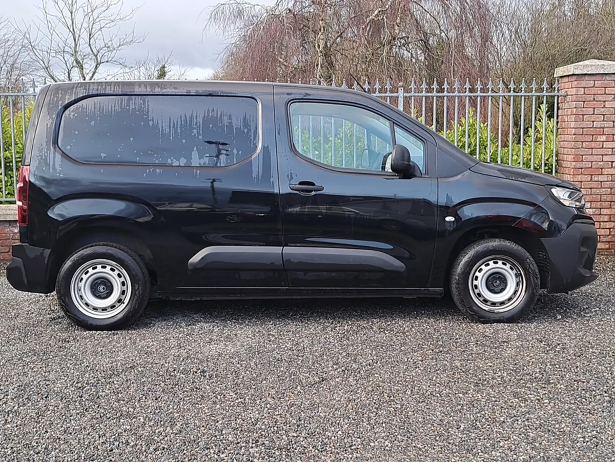 Citroen Berlingo ENTRPRISE BLUE HDI 10 - Image 4