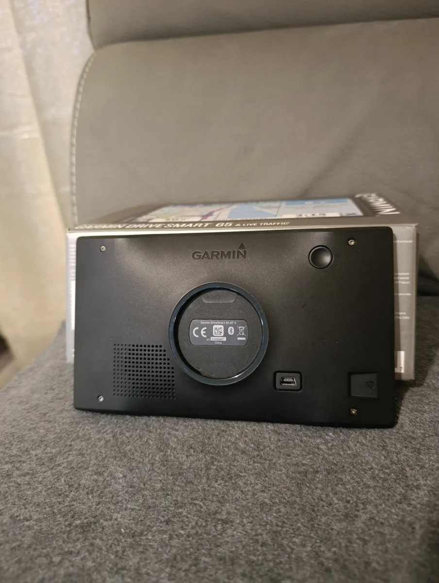 Garmin drive smart 65 - Image 4