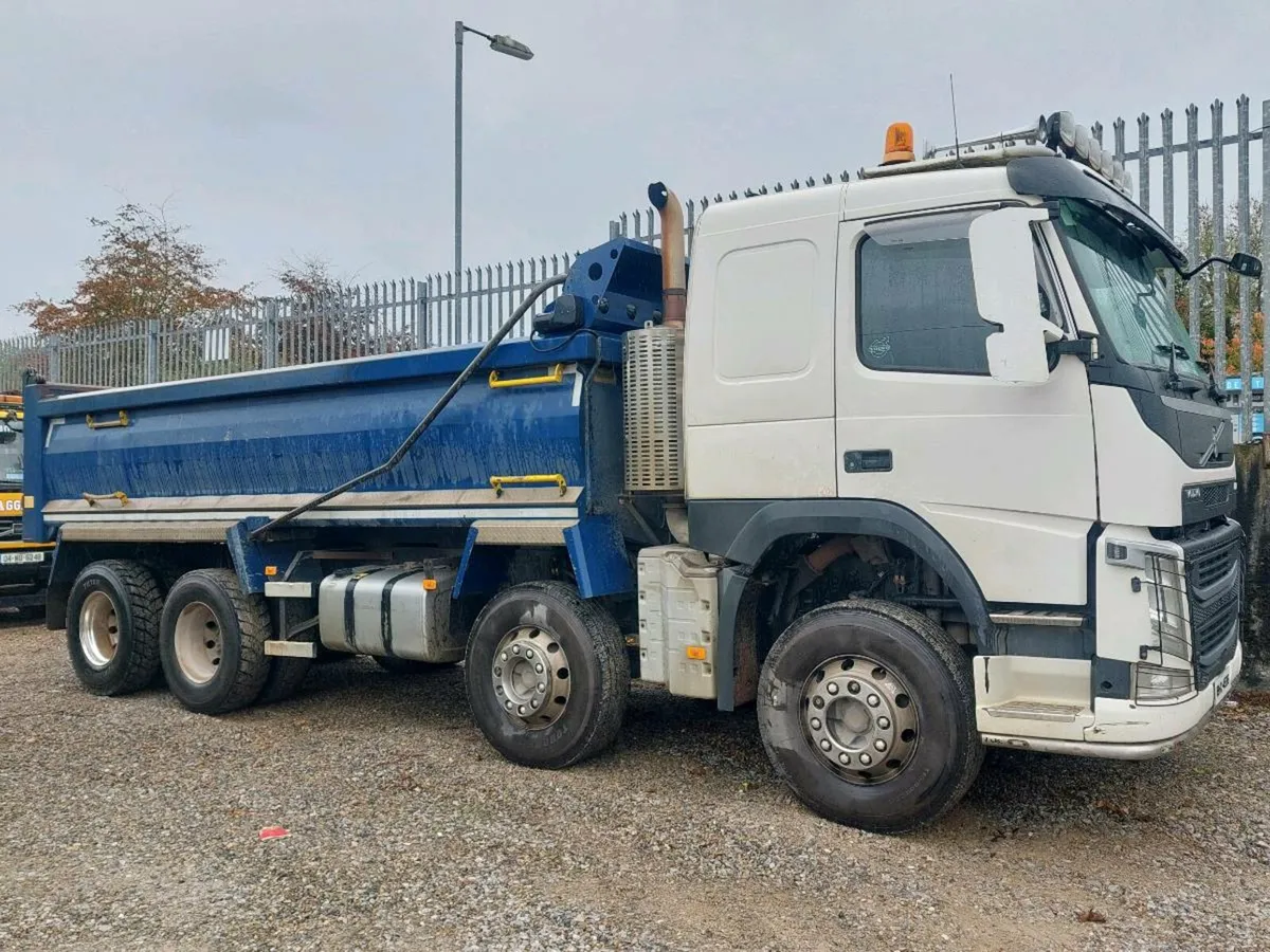 Tipper trucks - Image 3