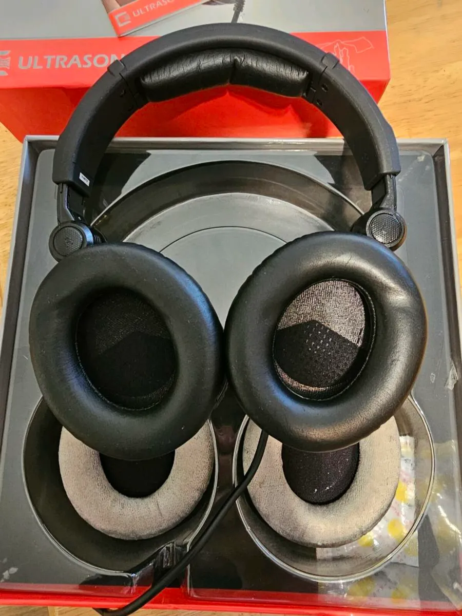Selling stuff that I don't use or need. - Image 3