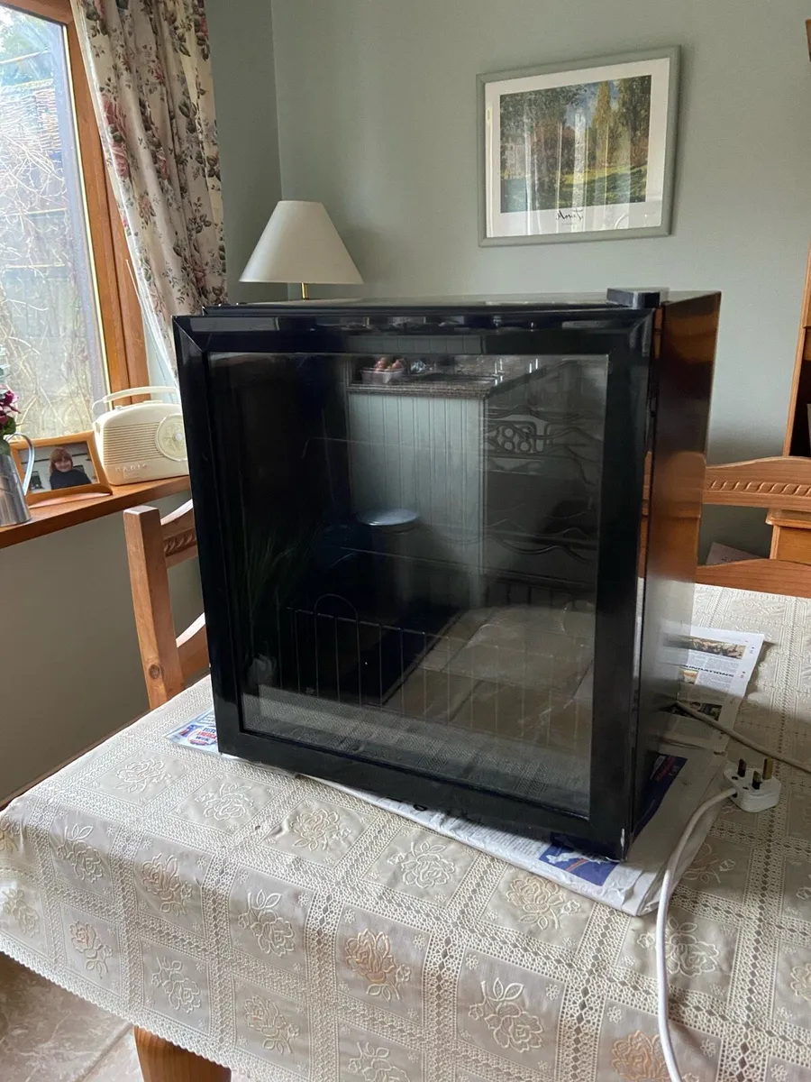 Wine. Cooler - Image 1