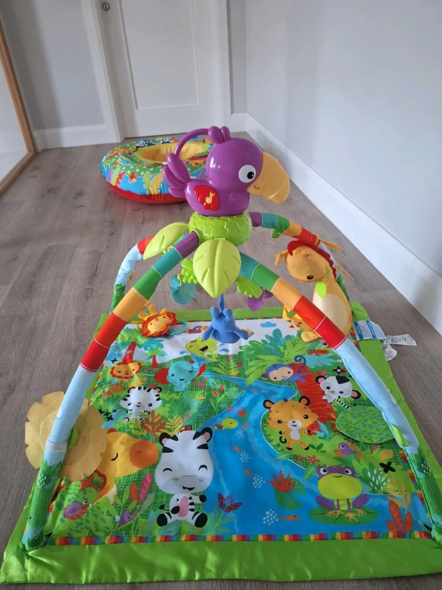 Baby play mat and ring - Image 2
