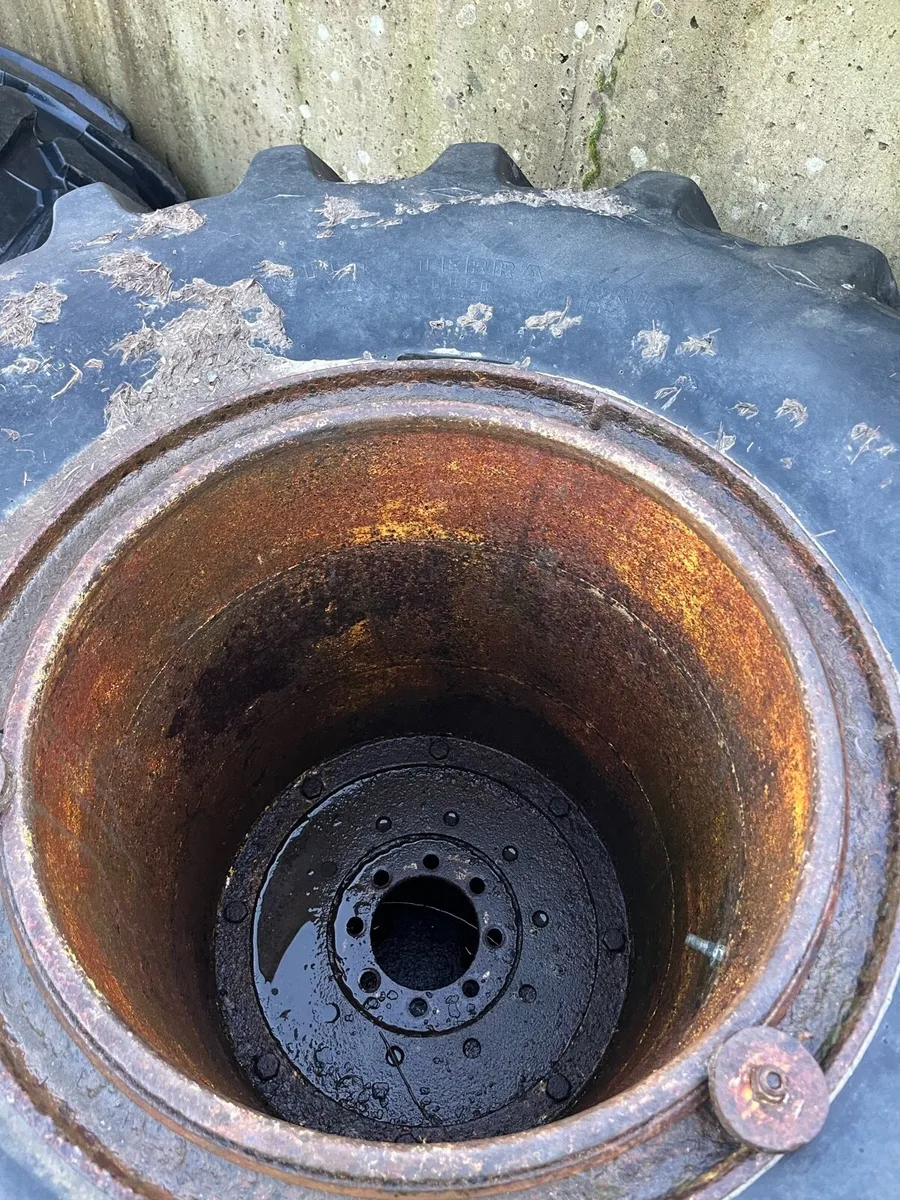 Floatation  tyres / rims - Image 2