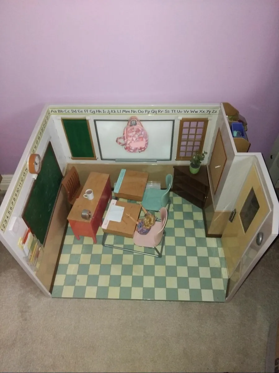 Generation School House - Image 2