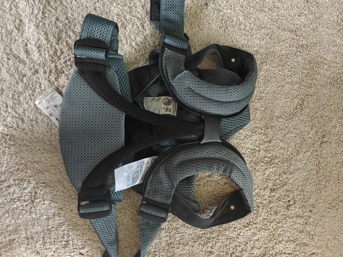 BabyBjörn Baby Carrier Move Free - Image 2