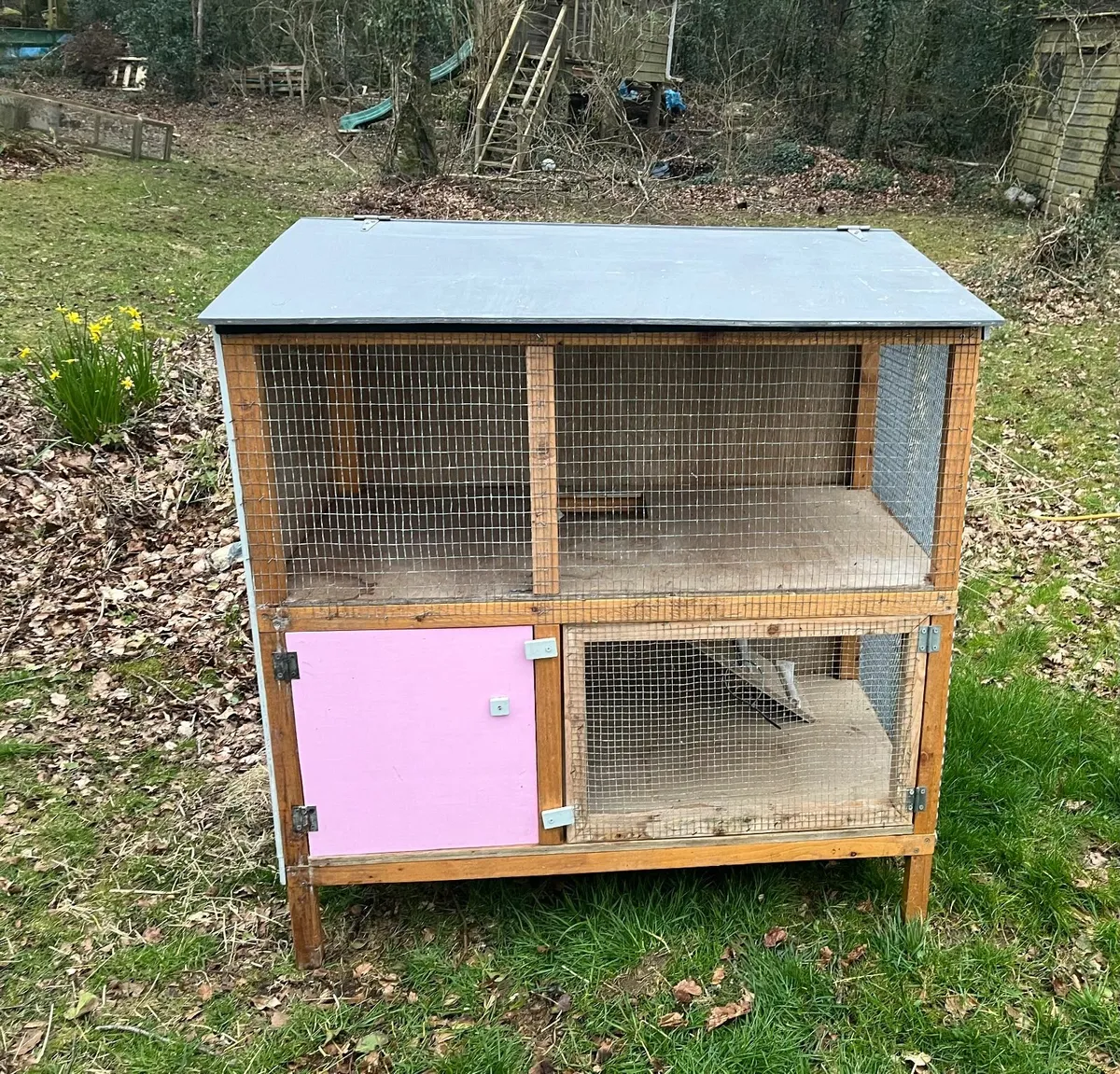 Rabbit hutch - delux - Image 3