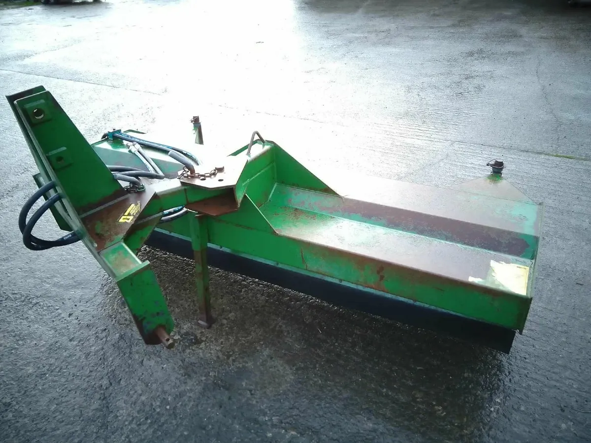 Road / Yard Brushes - Image 4