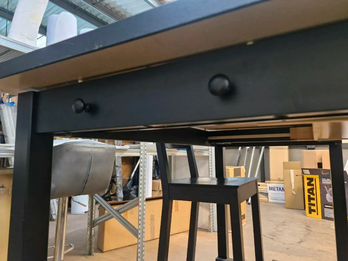 Breakfast Bar - Image 3