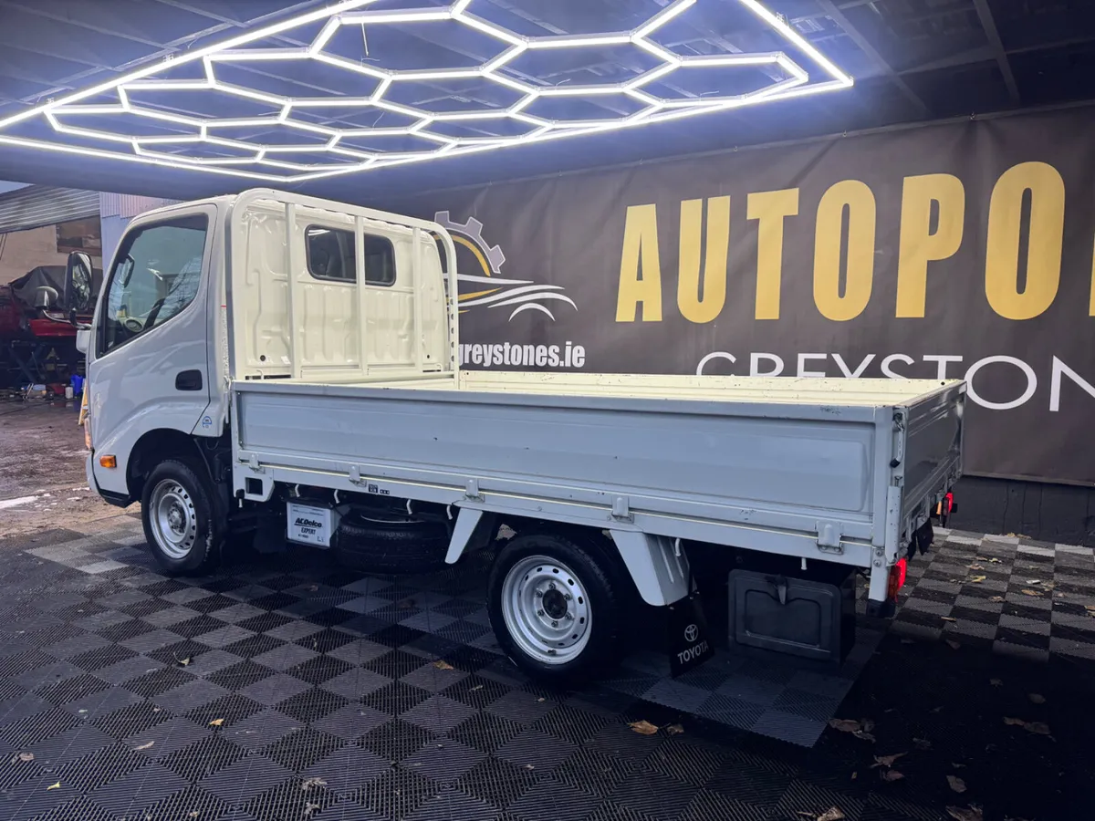 Toyota Dyna 2021 - Image 2