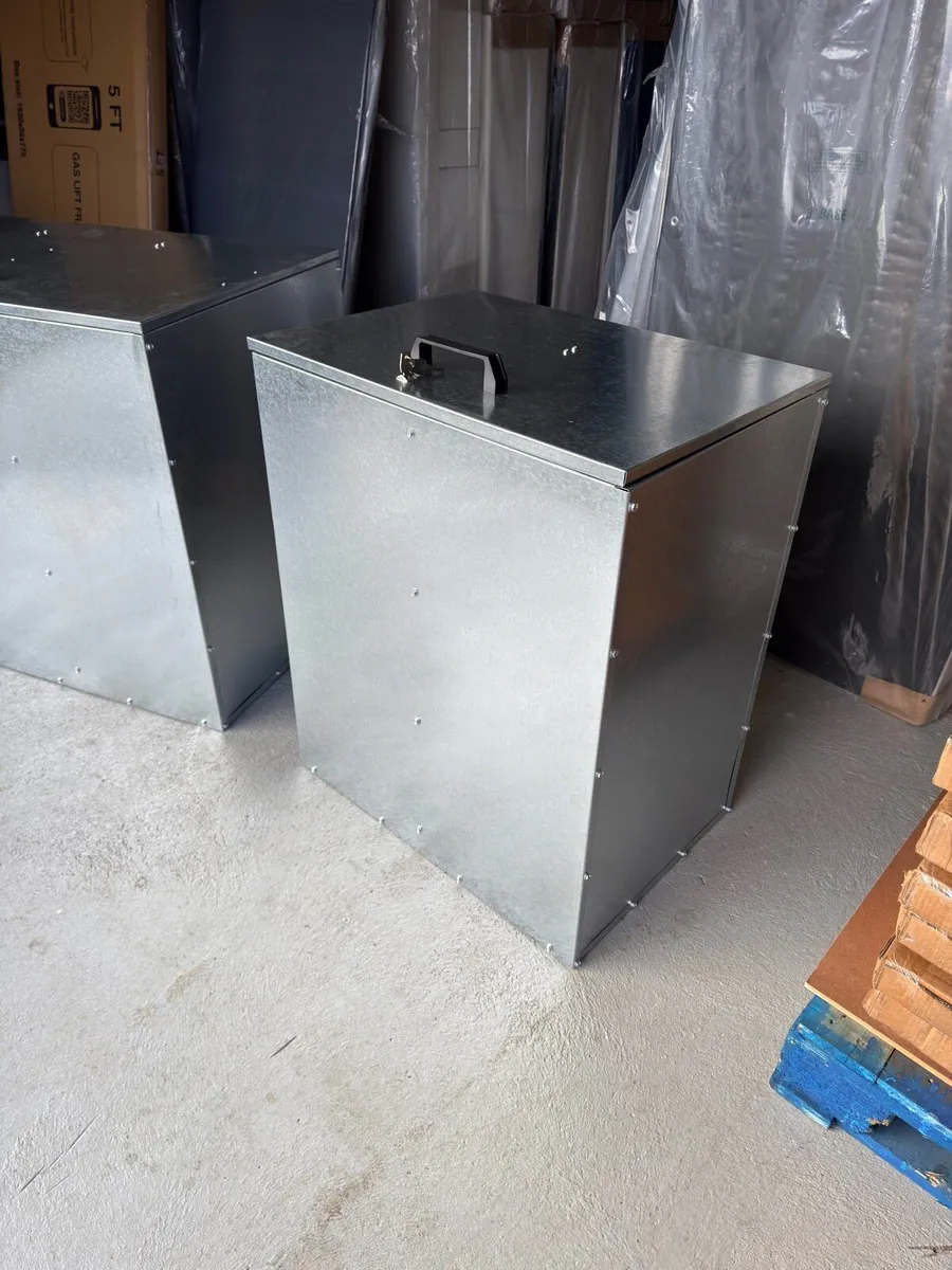 Galvanised Feed Bins –  Delivery Available - Image 2