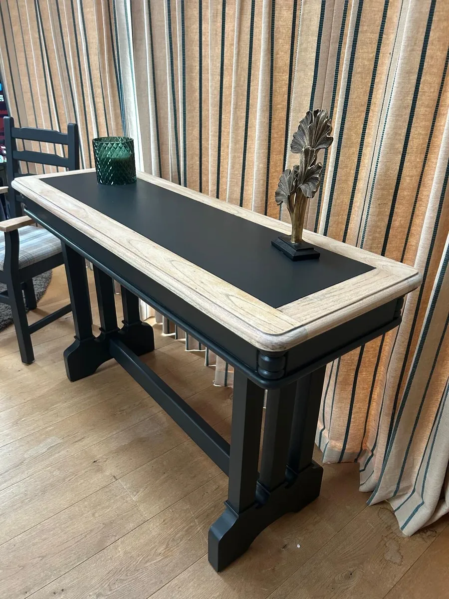 Large black solid hall table - Image 4